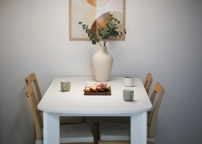 #2r3q1b #6people#4min Flat From Subway#luggage Storage#gangnam#plastic Surgery Villa Seoel