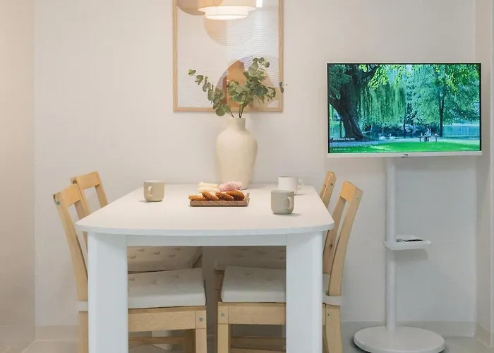 Villa #2r3q1b #6people#4min Flat From Subway#luggage Storage#gangnam#plastic Surgery Seoel